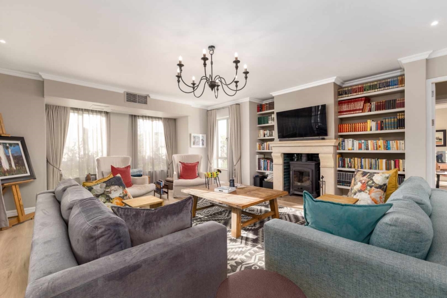 5 Bedroom Property for Sale in Val De Vie Estate Western Cape